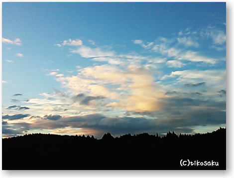 夕方見上げた空