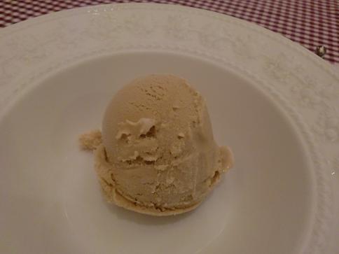 上通り【まんじゃぺしぇ】で、噂の【桃スープ】堪能♪♪