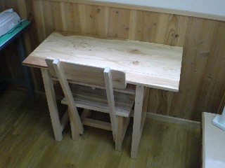 ハンドメイド家具　テーブル＋Rチェアー