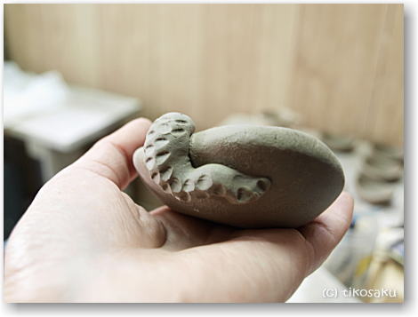 楕円の小皿(ヘビくん付)