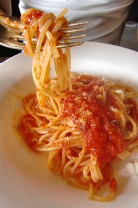 イタリア料理 モト