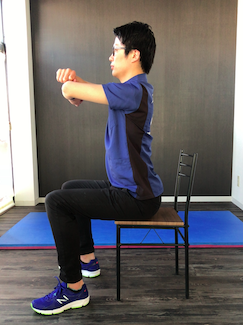 背骨の運動で関節の痛みを解消! 背骨の運動で関節の痛みを解消!