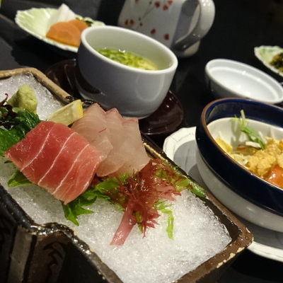 会席茶屋 菊泉