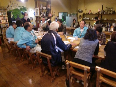 今日は忘年会の予約がはいってます♪