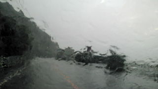 爆雨?